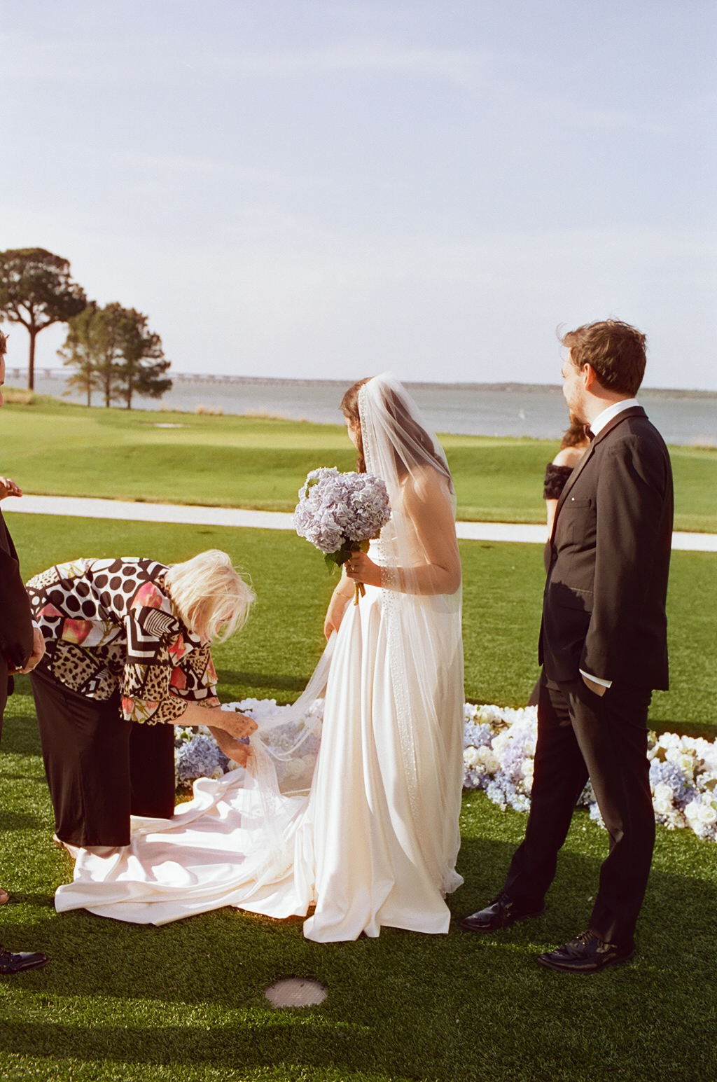 film vs digital wedding photographer
