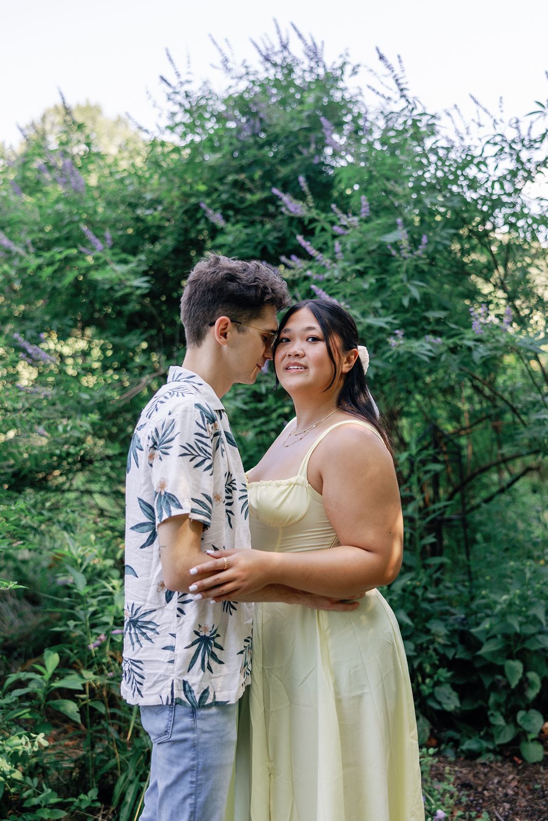 Meadowlark Botanical Garden engagement photos film